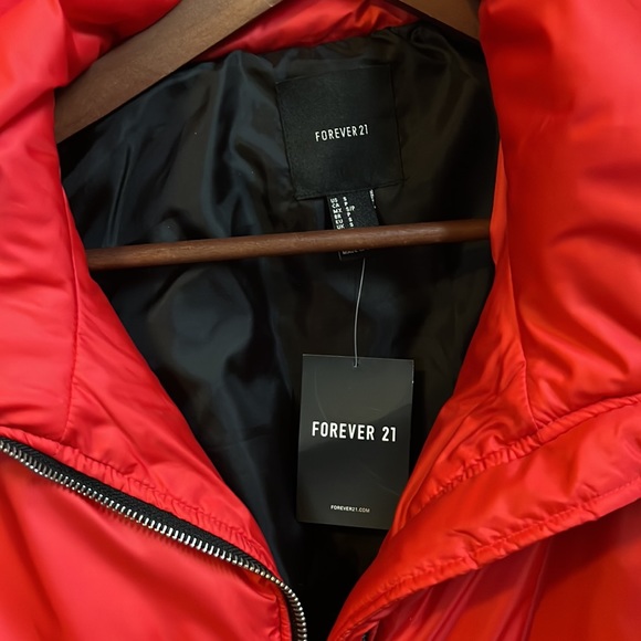 Forever 21 Bomber Jacket Size S NEW - Picture 4 of 6